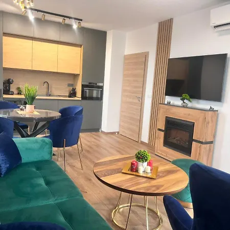 Park Avenue Apart Apartment Saints Constantine and Helena